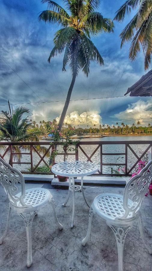 Hotel Vala House Cherai Beach Exteriér fotografie